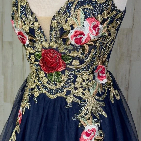 Blondie Nites Navy Gold Embroidered V-Neck V-Back Formal Dress Ball Gown Size 9 - Picture 3 of 16